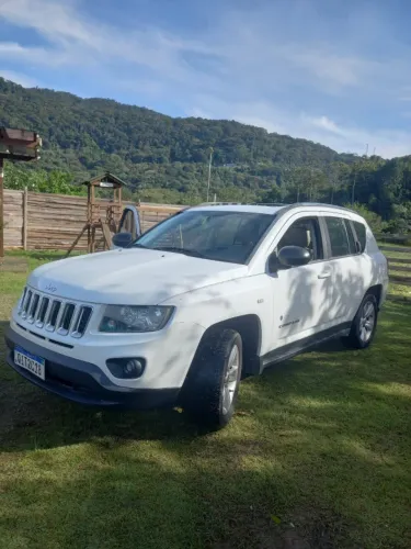 Jeep Compass Sport 2.0 16V 156cv 5P 2015