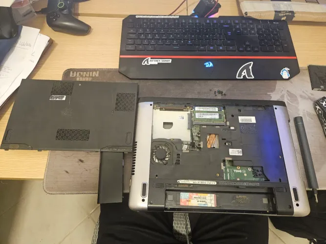 Vostro P34G defeito nao reconhece a fonte