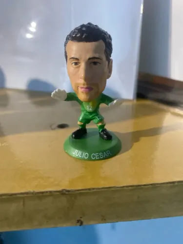 Mini craque Júlio César goleiro da seleção Brasileira