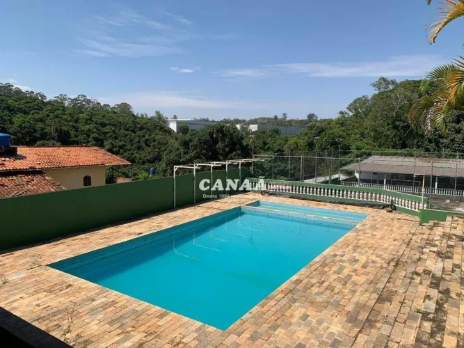 Chácara com 2 dormitórios para alugar por R$ 8.000,00/mês - Jardim Elisa - Embu das Artes/