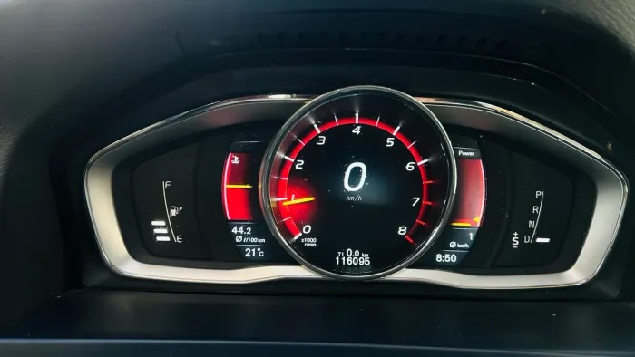 Volvo S60 T-5 Momentum 2.0 245cv 4P 2015