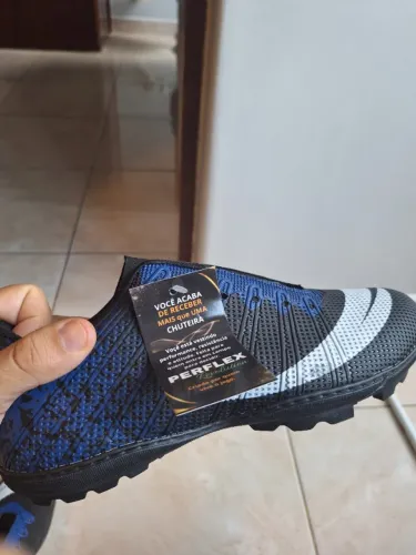Chuteira Perflex Revolution, Tamanho 41