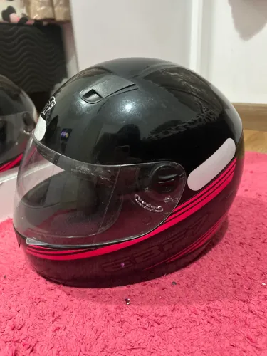 Capacete
