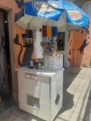 Maquina de sorvete  em excelente estado de funcionamento