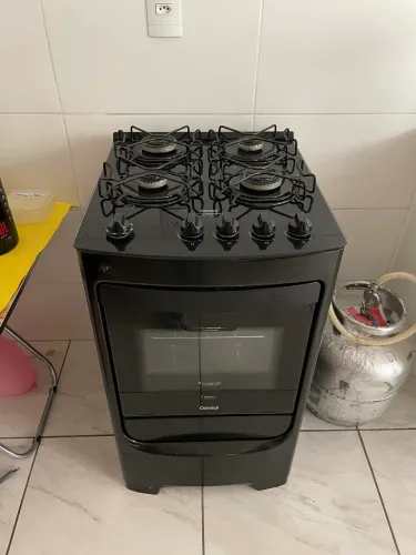 Fogão seminovo cônsul