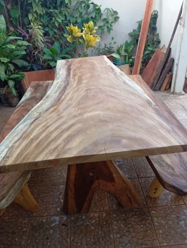 Mesa Rústica