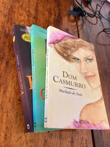 Livros Dom Casmurro, O Ateneu, Fausto