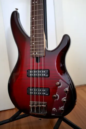 Contrabaixo Yamaha TRBX604FM Alder Ativo/Passivo Flamed Maple 4 cordas Impecável