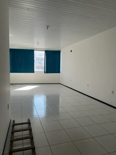 ALUGO LOJAS COMERCIAL NO SAO FRANCISCO