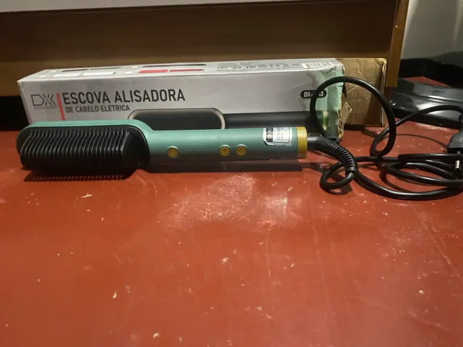 Escova elétrica alisadora DX ELETRÔNICOS 