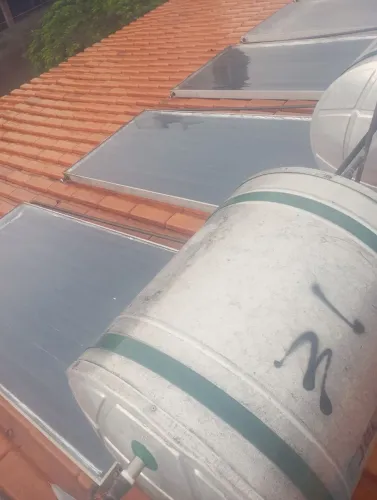 Manutenção de aparelho solar para água do chuveiro 