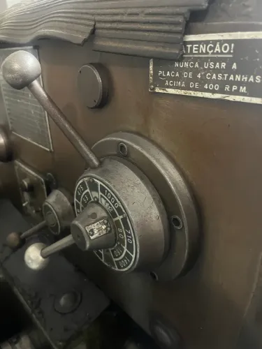 Torno mecânico MVN modelo V 