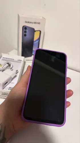 Samsung Galaxy A15 5G na Caixa (Sem Detalhes)