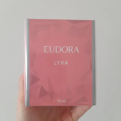Perfume Eudora Lyra