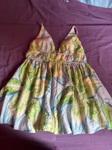 Vestido curto farm lirio tropical tamanho M usado apenas uma vez