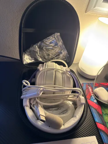 Vendo headset morcego -fallen store (novo em ótimo estado cor rosa)