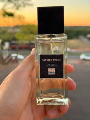 Perfume The Red Moon - In the box 