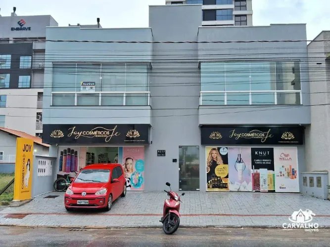 Sala comercial de 85m² para locação no coração do Itacolomi em Balneário Piçarras