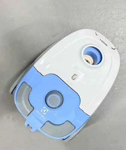 Aspirador de Pó Electrolux Sonic