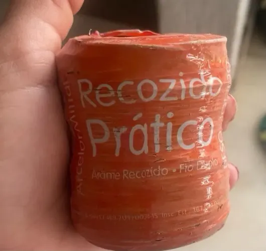 Arame pra amarração de construção tenho 16 rolo de 1 kl 