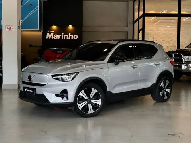Volvo XC40 Recharge Plus (elétrico) 2023