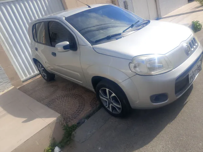Fiat Uno Vivace Celeb. 1.0 EVO F.flex 8V 5P 2015