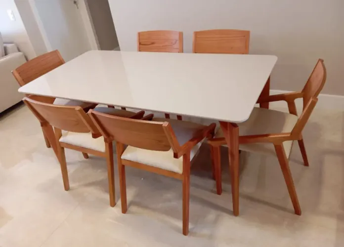 Mesa de jantar oliveira em madeira maciça com 6 cadeiras 180x90