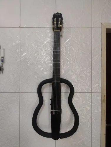 Violão vazando luthier náilon todo perfeito