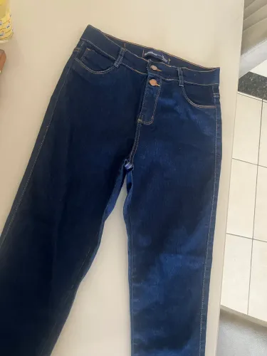 Calça jeans skinny nova