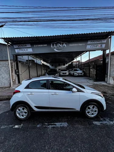 Hyundai HB20X Premium 1.6 Flex 16V Aut. 2014