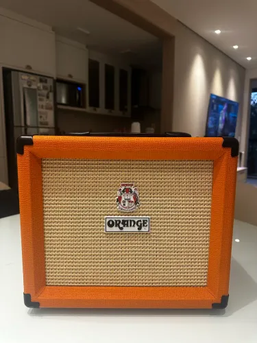 Amplificador Orange Crush 20RT - 20W com Reverb, Afinador e Canal Drive