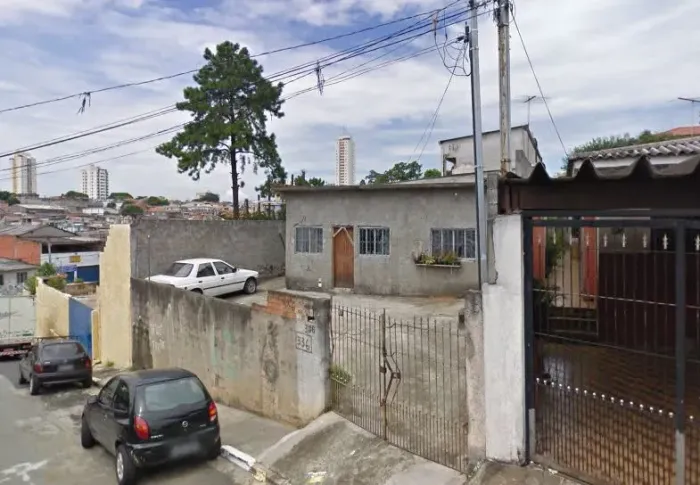 Casa comercial na Rua Durval Fontoura Castro, 336  288 m²