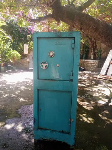 COFRE ANTIGO(fechado)