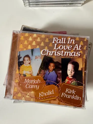 CD Mariah Carey - Fall In Love At Christmas