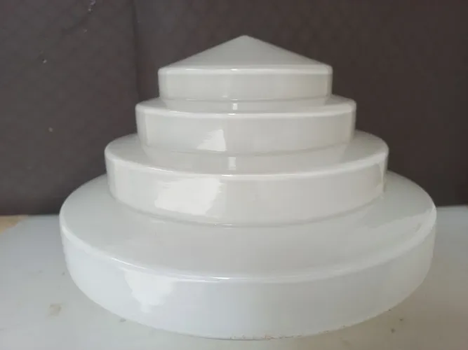 CÚPULA escadinha em OPALINA antiga 