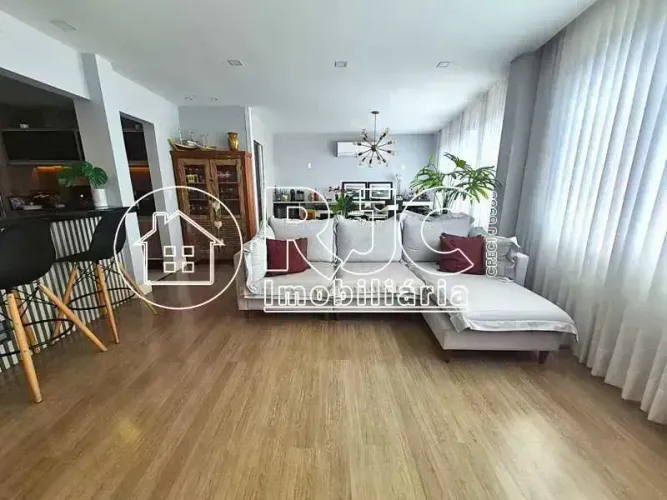 Imóvel para venda tem 138 metros quadrados com 4 quartos em Tijuca - Rio de Janeiro - RJ