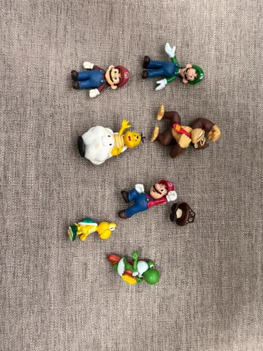 Bonecos Estáticos Super Mario Bros e Amigos
