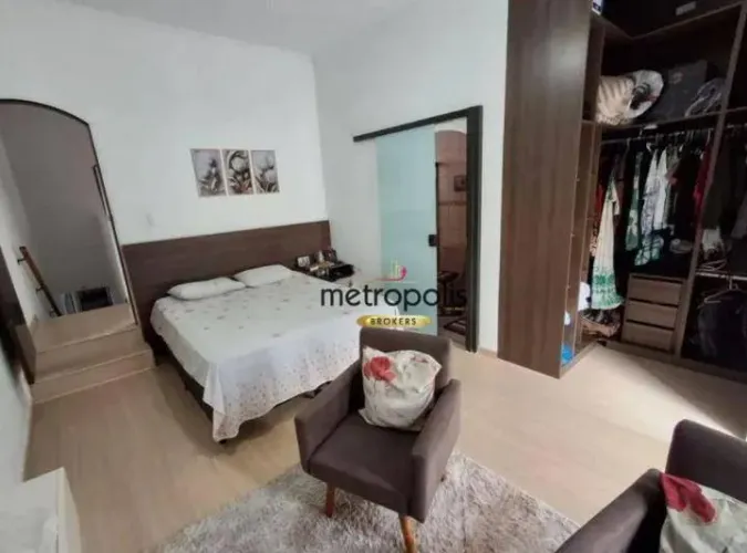 Sobrado com 4 dormitórios à venda, 263 m² por R$ 531.000,00 - Jardim Guapituba - Mauá/SP