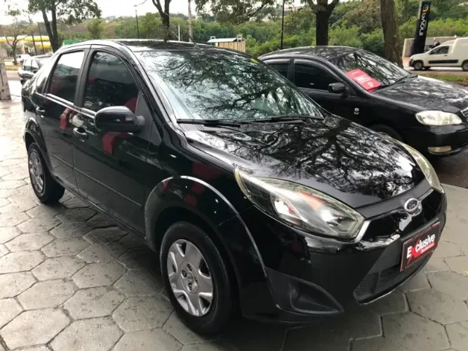 Ford Fiesta Sedan 1.0 8V Flex 4P 2012