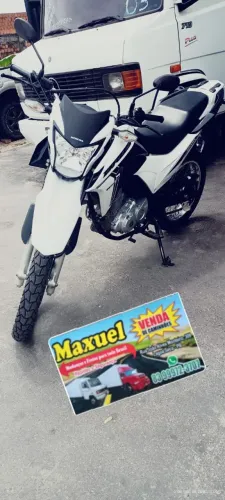 Bros 160 ano 2023
