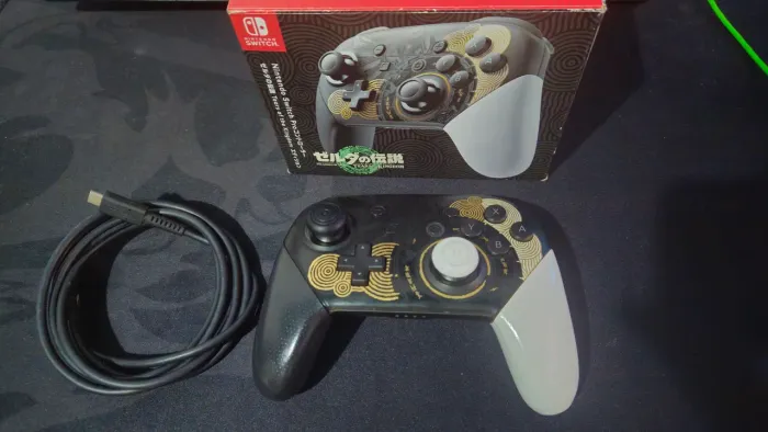 Pro Controller Nintendo Switch - Edição Especial Zelda Tears of The Kingdom