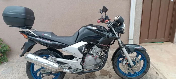 Fazer 250