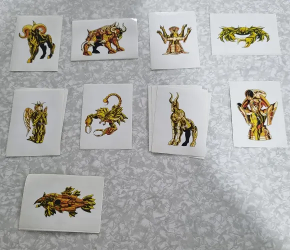 Figurinhas Cavaleiros do Zodíaco 2018