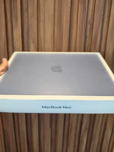 MacBook Neo 256gb / 8gb ram Azul Lacrado