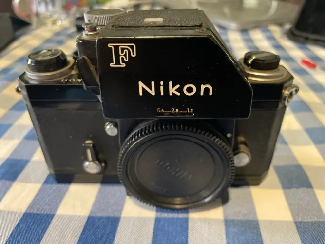 Câmera Analógica Nikon F