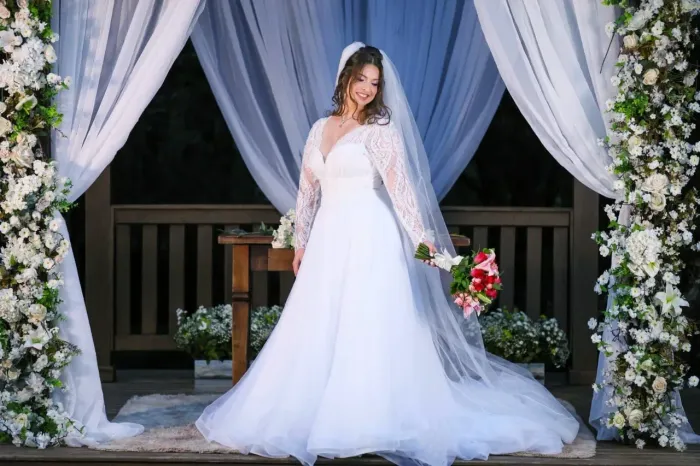 Vestido de Noiva Sob Medida - 2 em 1