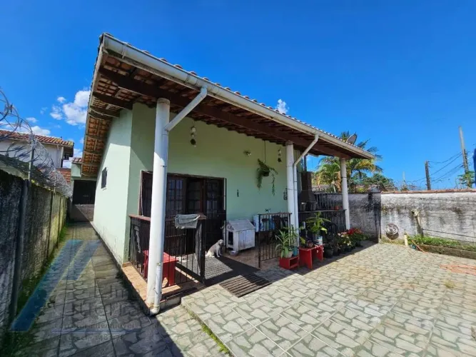 Casa ampla e bem localizada na Compensa prox ao Joventina Dias ! Aceito proposta 