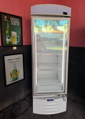 Freezer sorveteiro metalfrio 597 litros