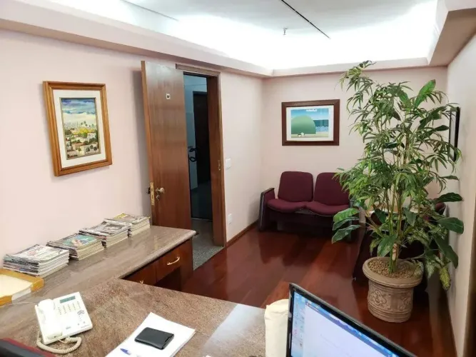 Sala Comercial no Bairro Centro, 2 vagas, Condominio Saint Moritz