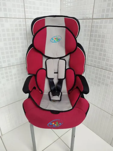 Cadeirinha infantil para carro 